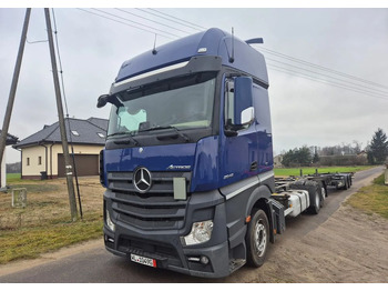 驾驶室底盘卡车 MERCEDES-BENZ Actros 2542