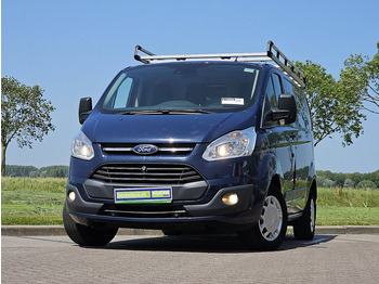 紧凑型面包车 FORD Transit