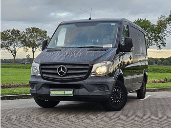 紧凑型面包车 MERCEDES-BENZ Sprinter 211