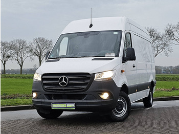 无侧窗厢式货车 MERCEDES-BENZ Sprinter 317