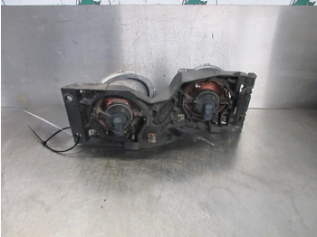 驾驶室和内部 适用于 卡车 Scania 1786694 // 2080688 // 2248103 MISTLAMP SCANIA R 450 EURO 6：图3