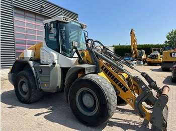 轮式装载机 Liebherr L538：图3