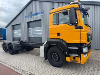 厢式卡车 MAN TGS 26.360