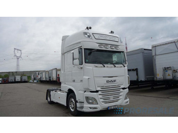 牵引车 DAF XF 460