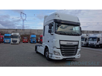 牵引车 DAF XF 460