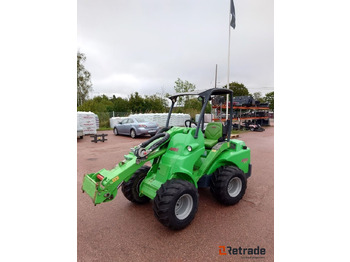 紧凑型装载机 AVANT