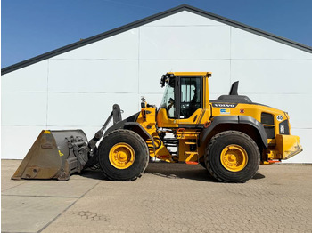 轮式装载机 VOLVO L110H