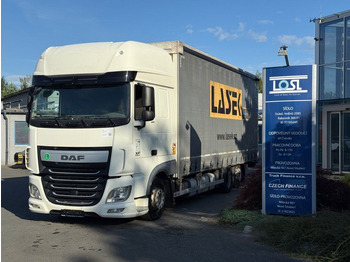 侧帘卡车 DAF XF 440