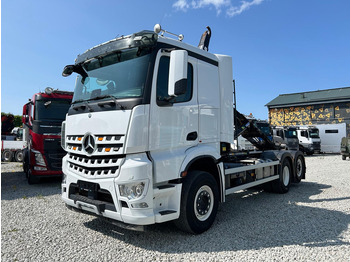 吊钩升降车 MERCEDES-BENZ Arocs