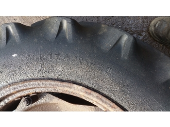 车轮 适用于 拖拉机 Ford 4000 Rear Wheel And Tyre 12.4/11-28. Please Check The Description：图3