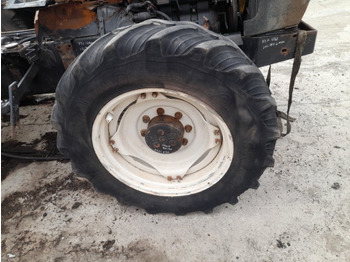 车轮 VALTRA