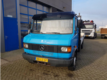 Mercedes-Benz 611 D Open laadbak Manual 租赁 Mercedes-Benz 611 D Open laadbak Manual：图2