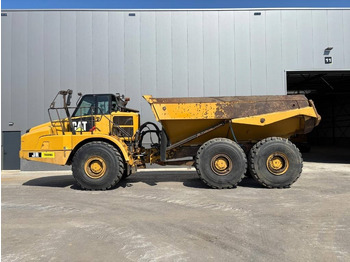 铰接式自卸车 CATERPILLAR 745