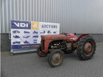 拖拉机 MASSEY FERGUSON
