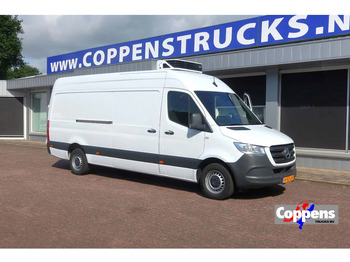 冷藏货车 MERCEDES-BENZ