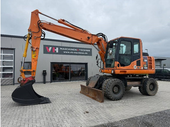 轮式挖掘机 KOMATSU PW148-8