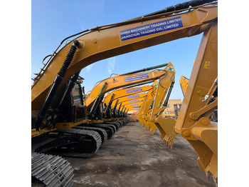 挖掘机 CATERPILLAR 320D2