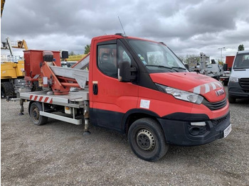 车载空中平台 IVECO Daily