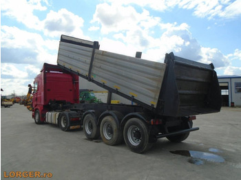 封闭厢式拖车 SCHWARZMÜLLER