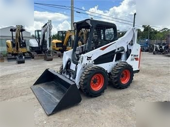 滑移装载机 BOBCAT S590