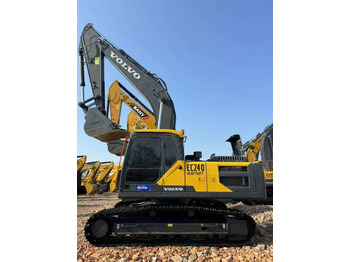 履带式挖掘机 VOLVO EC240