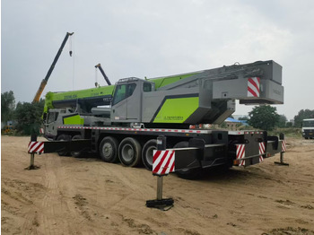 移动式起重机 ZOOMLION ZTC1000V