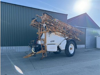 拖拉机悬挂式喷雾机