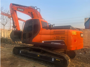 履带式挖掘机 DOOSAN DX225LC