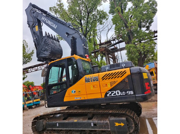 履带式挖掘机 Hyundai 220 LC-9S:图4 履带式挖掘机 Hyundai 220 LC-9S:图4