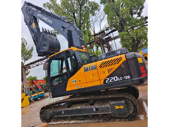 履带式挖掘机 Hyundai 220 LC-9S:图2 履带式挖掘机 Hyundai 220 LC-9S:图2