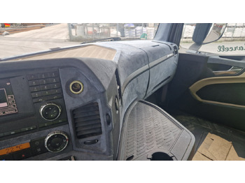 牵引车 Mercedes-Benz 1845 Kipphydraulik:图3 牵引车 Mercedes-Benz 1845 Kipphydraulik:图3