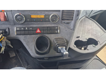 牵引车 Mercedes-Benz 1845 Kipphydraulik:图4 牵引车 Mercedes-Benz 1845 Kipphydraulik:图4