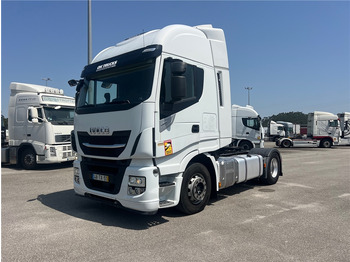 牵引车 IVECO
