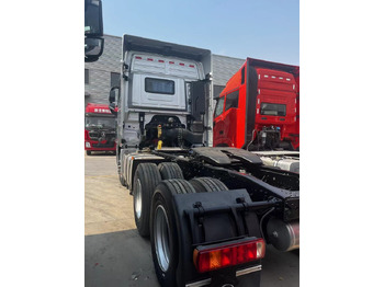 牵引车 FOTON