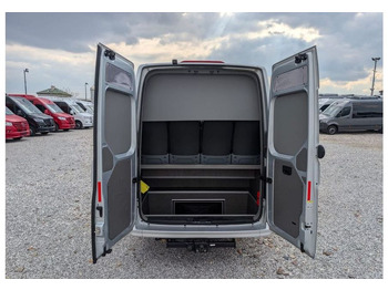 小型巴士, 小型客车 Volkswagen Crafter：图5