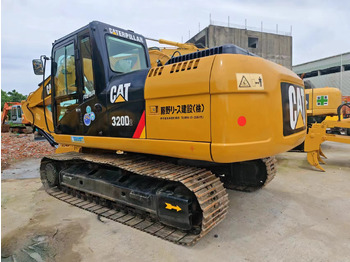履带式挖掘机 CATERPILLAR 320D2