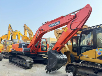 履带式挖掘机 DOOSAN DX225