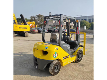 KOMATSU FD30 租赁 KOMATSU FD30：图2