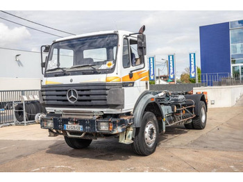 吊钩升降车 MERCEDES-BENZ SK 2024