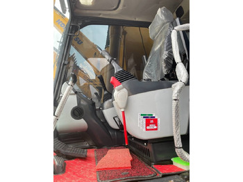 履带式挖掘机 Komatsu PC 220：图3