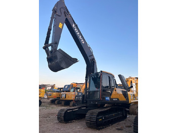 履带式挖掘机 VOLVO EC210