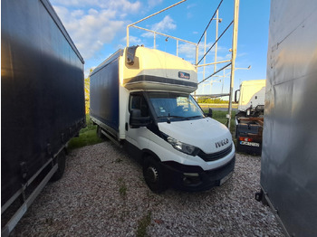 侧帘货车 IVECO Daily 35s18