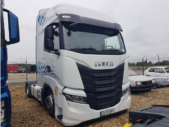 牵引车 IVECO