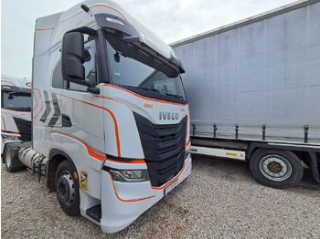 牵引车 IVECO