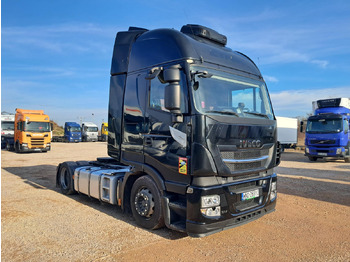 牵引车 IVECO