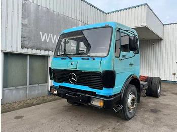 驾驶室底盘卡车 MERCEDES-BENZ