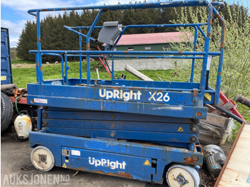 空中平台 UPRIGHT