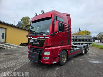 吊钩升降车 MAN TGX 26.480