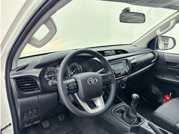 皮卡车 Toyota Hilux 2.4 D-4D Comfort 4x4 Xtra Cab NIEUW 3500KG Trekgewicht Cruise Control Airco：图5