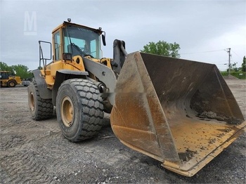 轮式装载机 VOLVO L110E